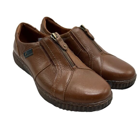 Clarks Shoes - Clarks Magnolia Zip Brown Leather Casual Slip-On Shoes - Women's Size 9.5